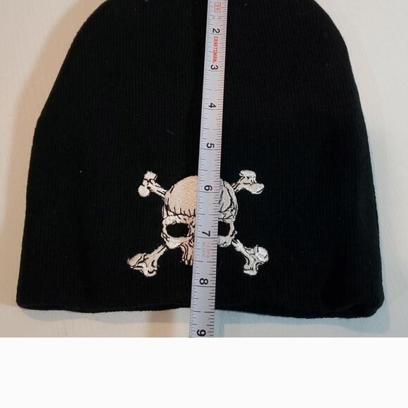 Men's Black Beanie Hat Skull Fire - Picture 5 of 8